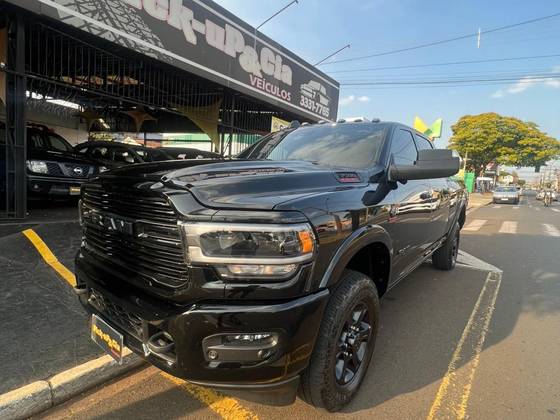RAM 3500 6.7 I6 TURBO DIESEL LARAMIE NIGHT EDITION CD 4X4 AUTOMÁTICO RAM 3500 6.7 I6 TURBO DIESEL LARAMIE NIGHT EDITION CD 4X4 AUTOMÁTICO
